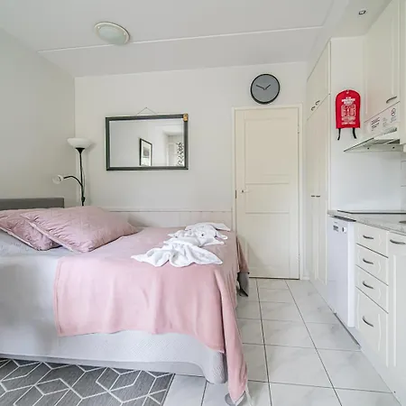 Starveil 104 Center By Aavalevi Daire